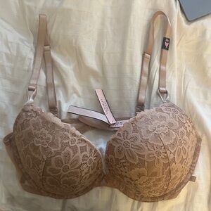 VICTORIA SECRETS 38C PUSH UP